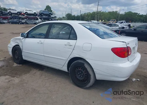 2004 Toyota Corolla Le z USA, uszkodzony, nr VIN 2T1BR32E54C288702